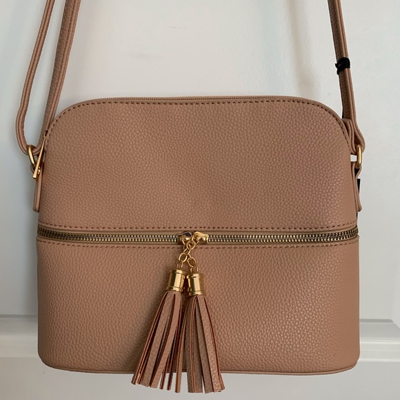 Crossbody handbag with adjustable strap - Picture 3 of 10